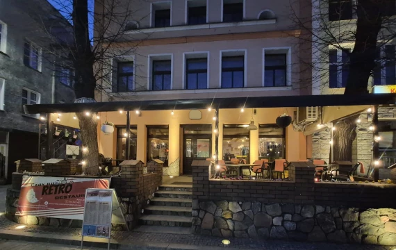 Retro wystrój restauracji Czas na Retro w Pucku