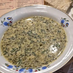 Domowe zupy w restauracji Czas na Retro